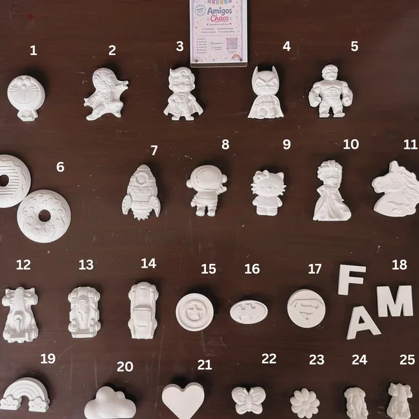 Amigos Chaos paint-your-own concrete figurine catalog